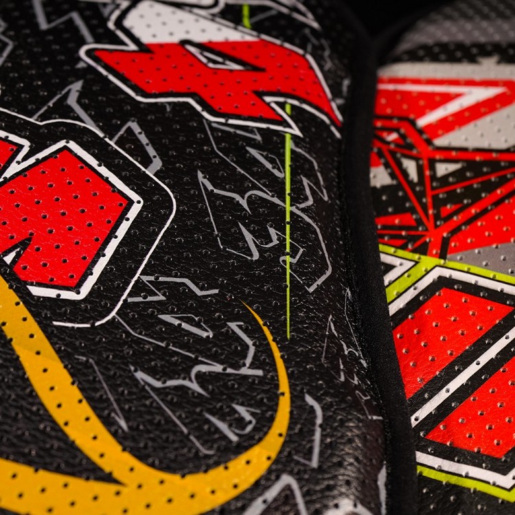 4SR vkládací hrudní chránič Individual s vlastním potiskem