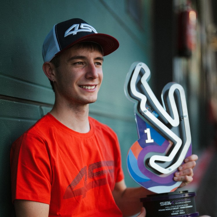 4SR Kšiltovka Hero Snapback