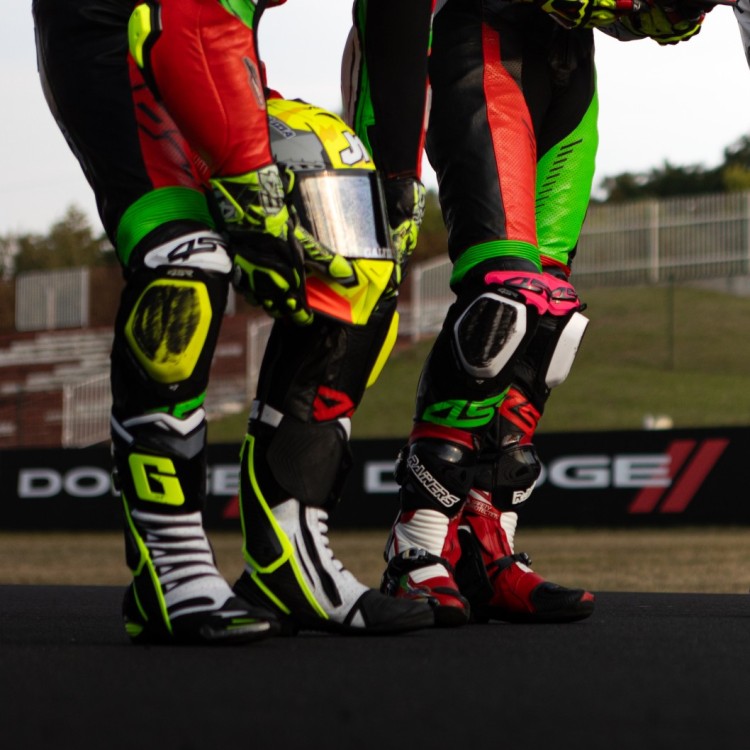 4SR fluo žluté kolenní slidery na kombinézu - WorldSSP grid