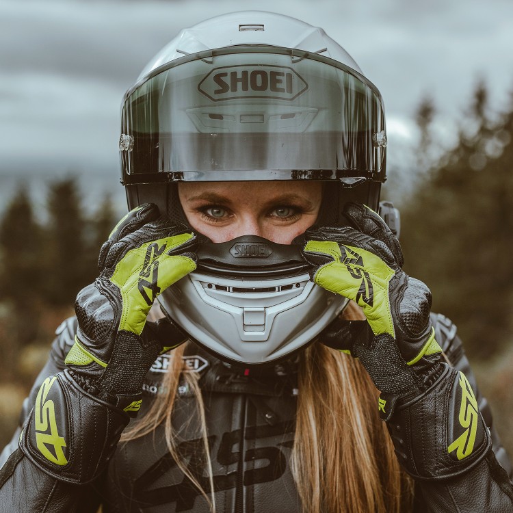 4SR dámská sportovní bunda TT Replica Lady Black Series v testu Motohouse