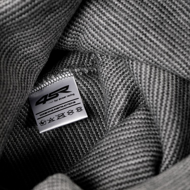 4SR pletená zimní čepice s bambulí: