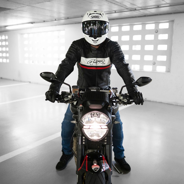 4SR kožená bunda na motorku - ROADSTER III RED a kevlarové jensy Club Sport