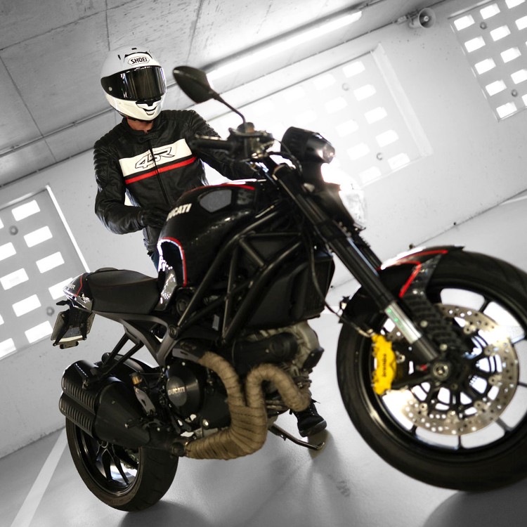 4SR kožená bunda na motorku - ROADSTER III RED a kevlarové jensy Club Sport