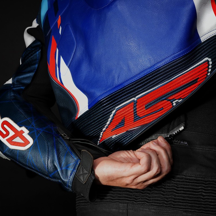 4SR kombinéza RR Blue AR - sepnutí s jeansy