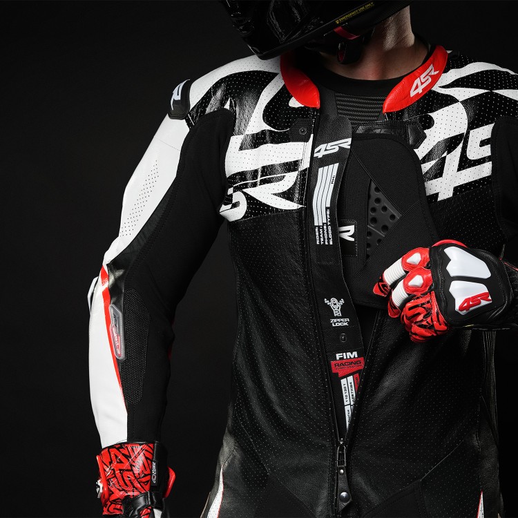 4SR jednodílná klokaní kombinéza Racing Ultra Pista AR - hrudní chránič