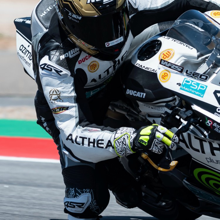 WorldSSP rider Leonardo Taccini & RR Aramid Core White