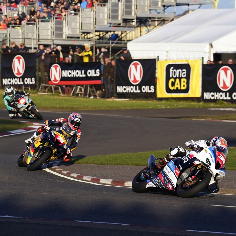 Alastair Seeley #34 North West 200 4SR závodní kombinéza 3