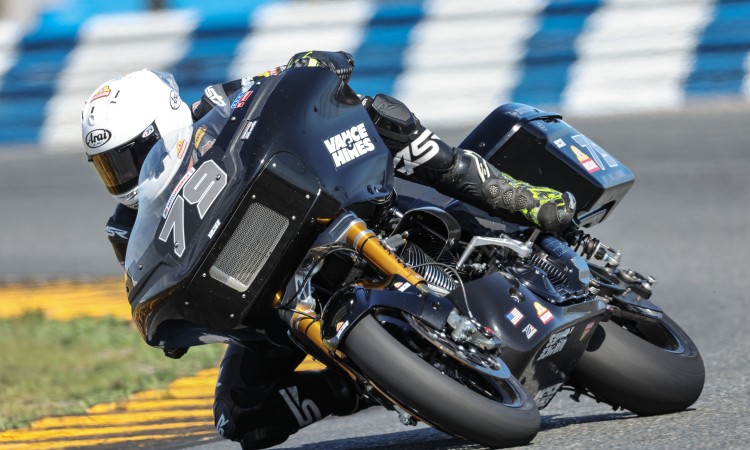 MotoAmerica 4SR rider Hayden Gillim 2