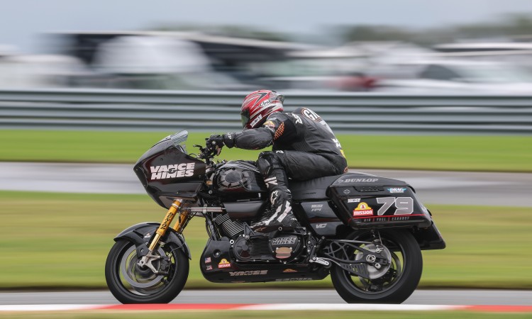 Hayden Gillim #79 – šampion 2023 MotoAmerica v kategorii King of the Baggers 5