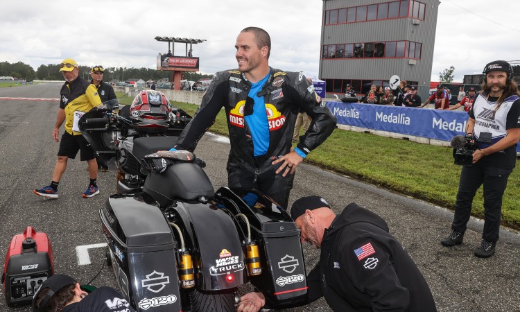 Hayden Gillim #79 – šampion 2023 MotoAmerica v kategorii King of the Baggers 2